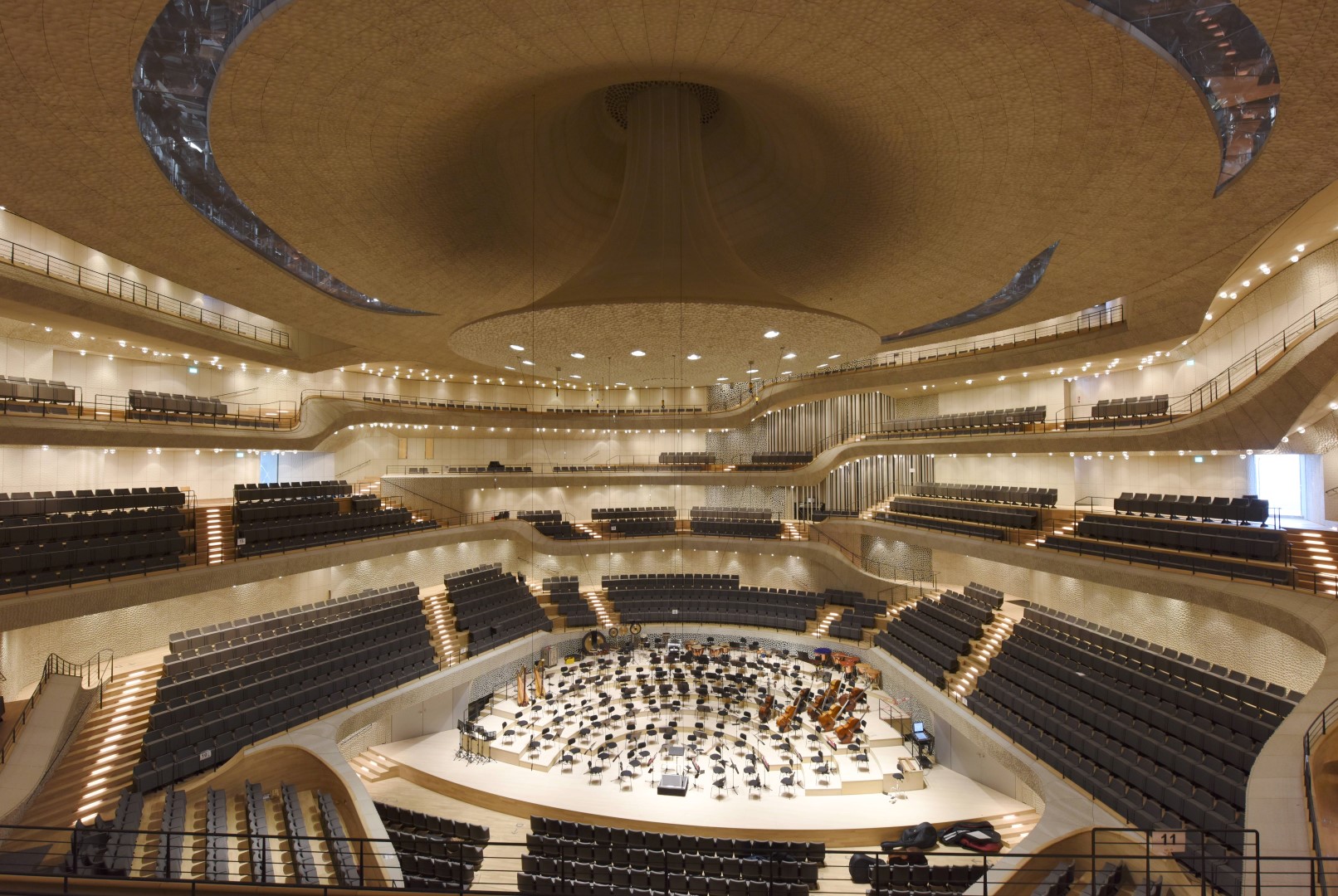 Der große Konzertsaal. Photo Credit: Michael Zapf Der große Konzertsaal. Photo Credit: Michael Zapf