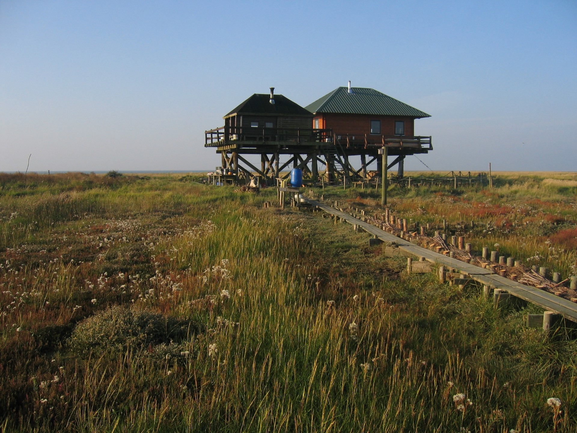 Die Vogelwärterhäuschen auf Norderoog. Photo Credit: Schutzstation Wattenmeer Die Vogelwärterhäuschen auf Norderoog. Photo Credit: Schutzstation Wattenmeer