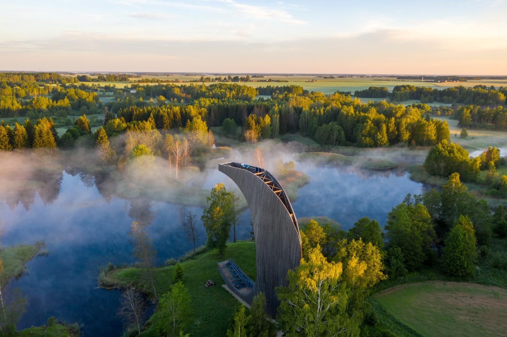 Aussichtsturm in Kirkilai. Photo Credit: Giedrius Akelis  