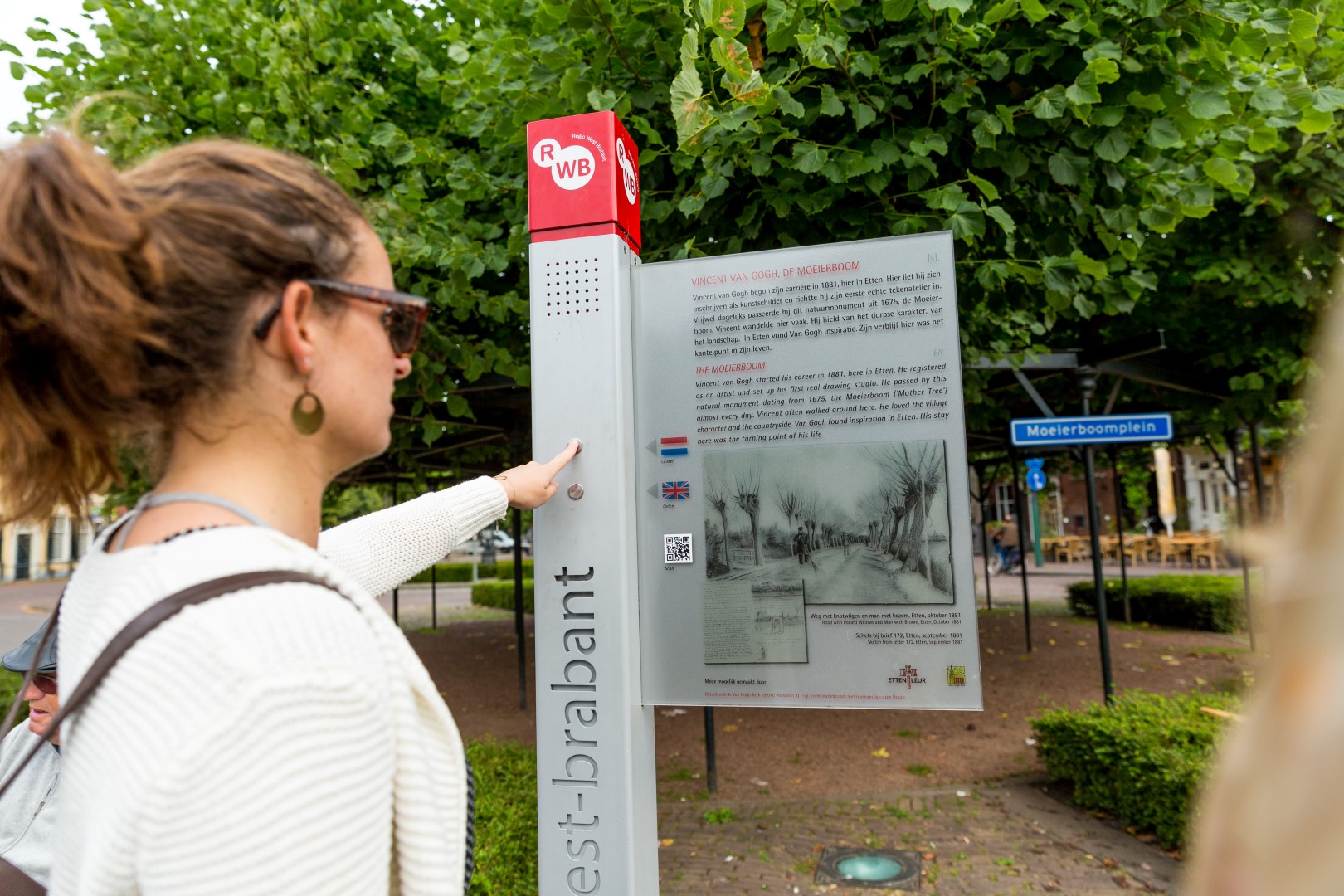Informationssäule an der Van-Gogh-Route. Photo Credit: Visit Brabant 