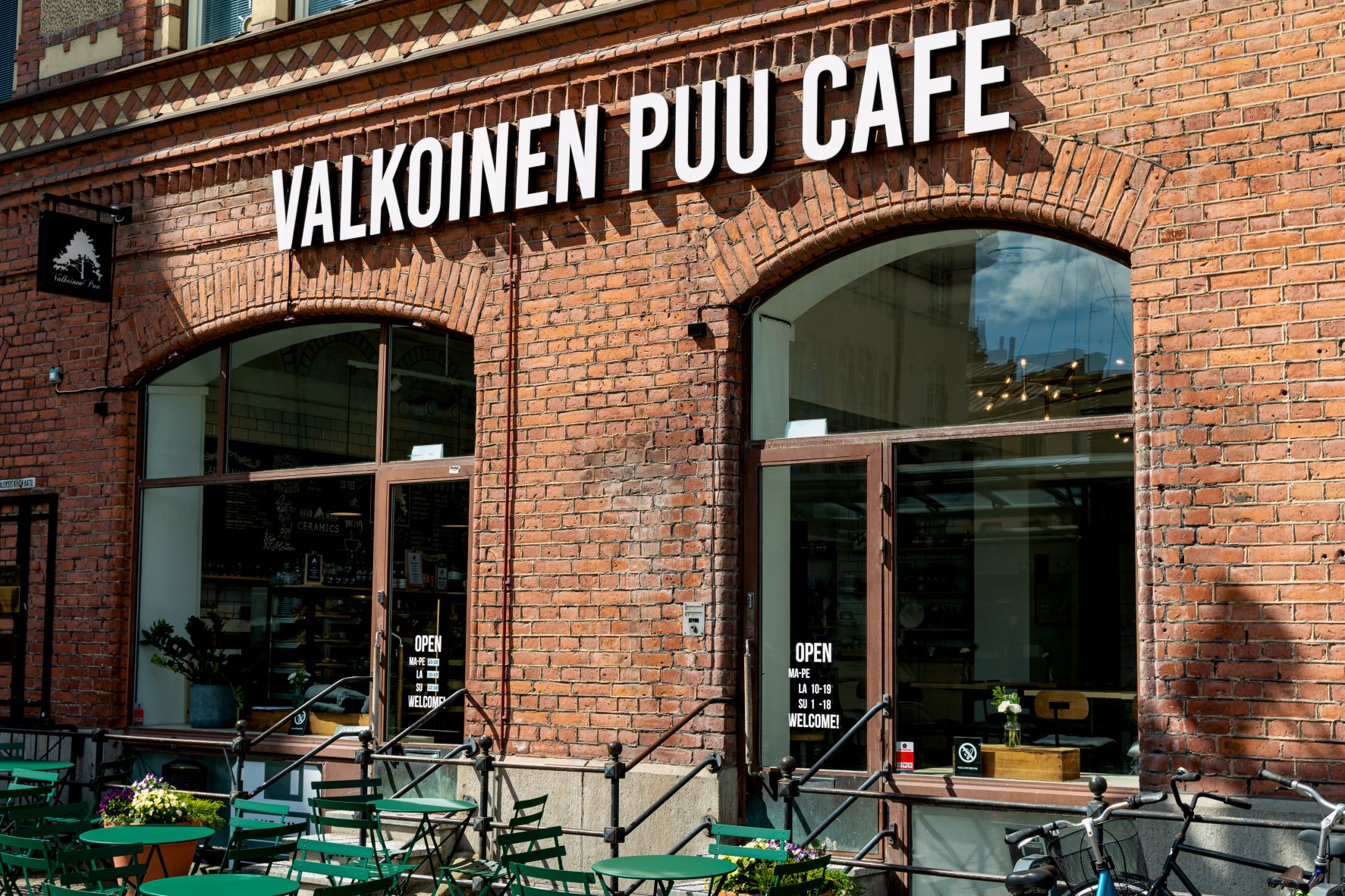 Valkoinen Puu Café. Photo Credit: Visit Finland Valkoinen Puu Café. Photo Credit: Visit Finland