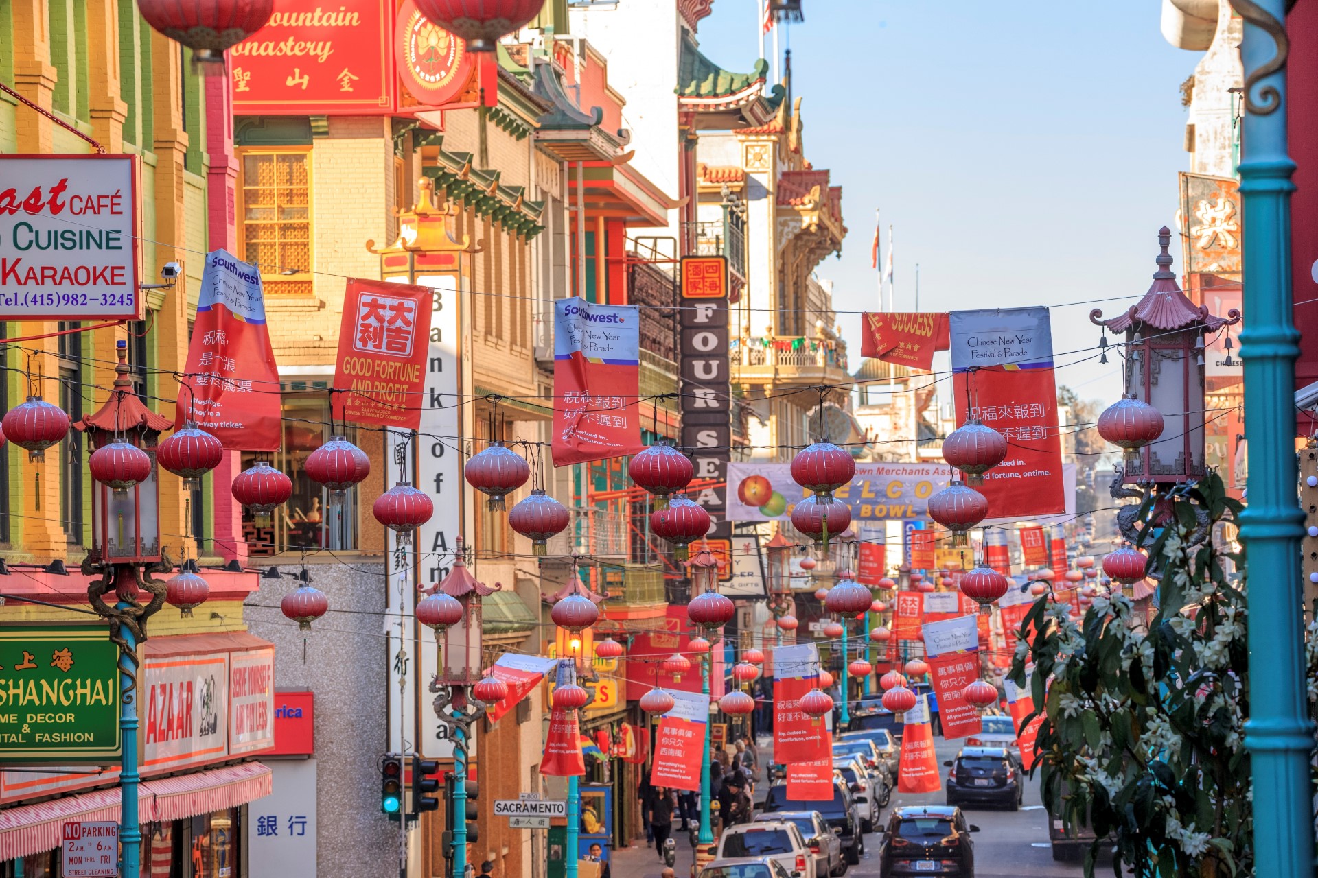 Chinatown. Photo Credit: San Francisco Travel Association