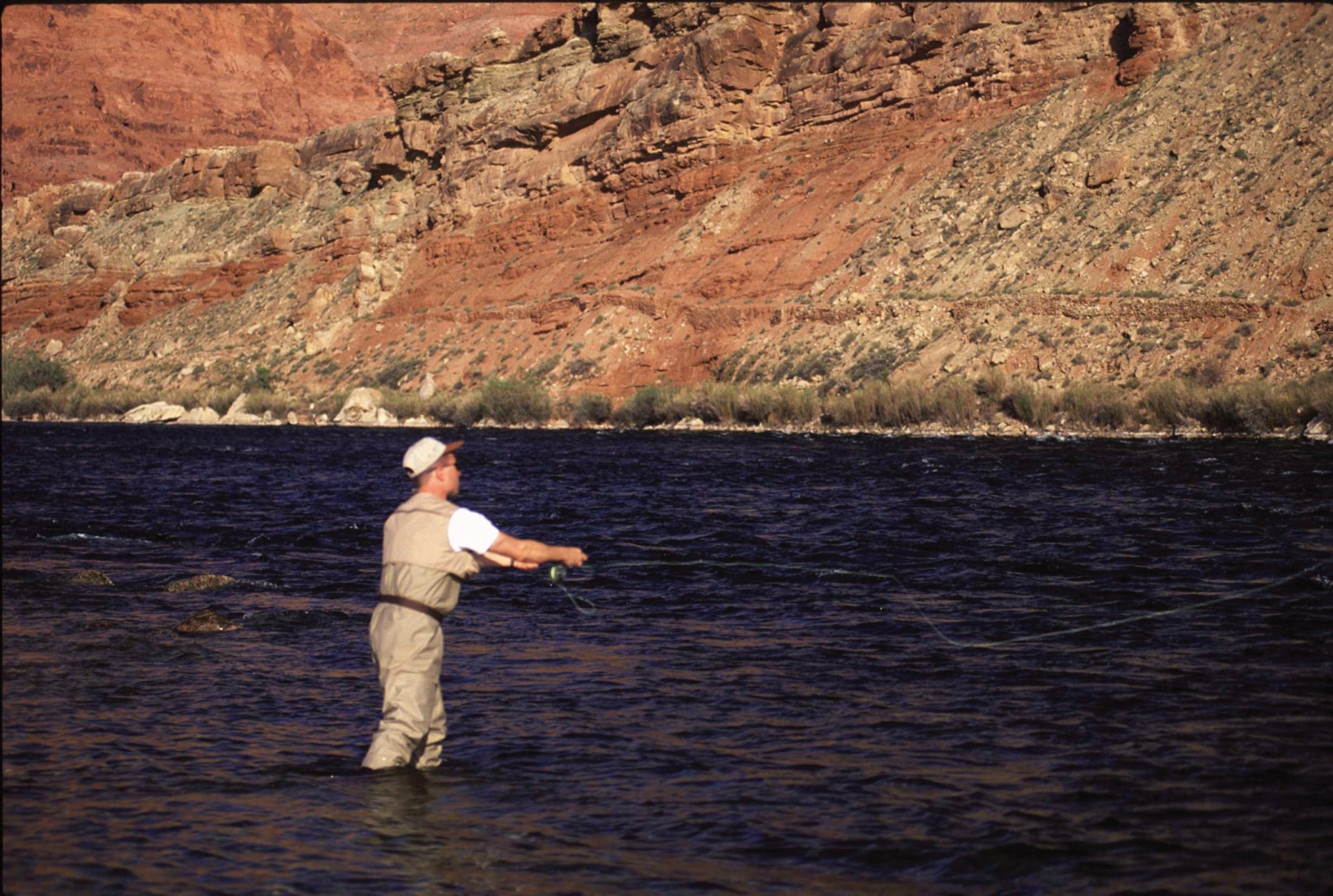 Fliegenfischen im Colorado River. Photo Credit: Arizona Office of Tourism