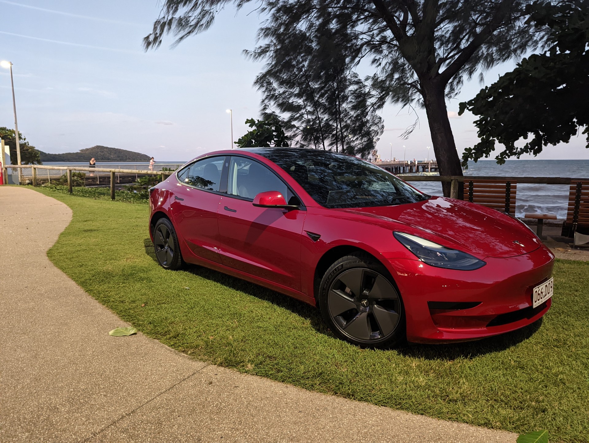 Tesla Model 3 als Mietwagen.