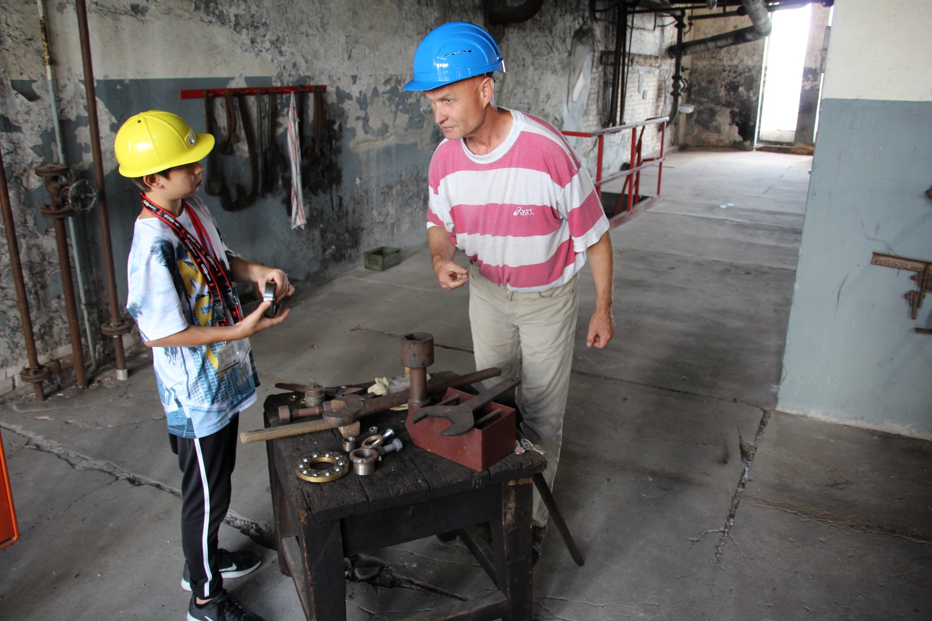 Kinderführung durch die Energiefabrik. Foto: Energiefabrik Knappenrode