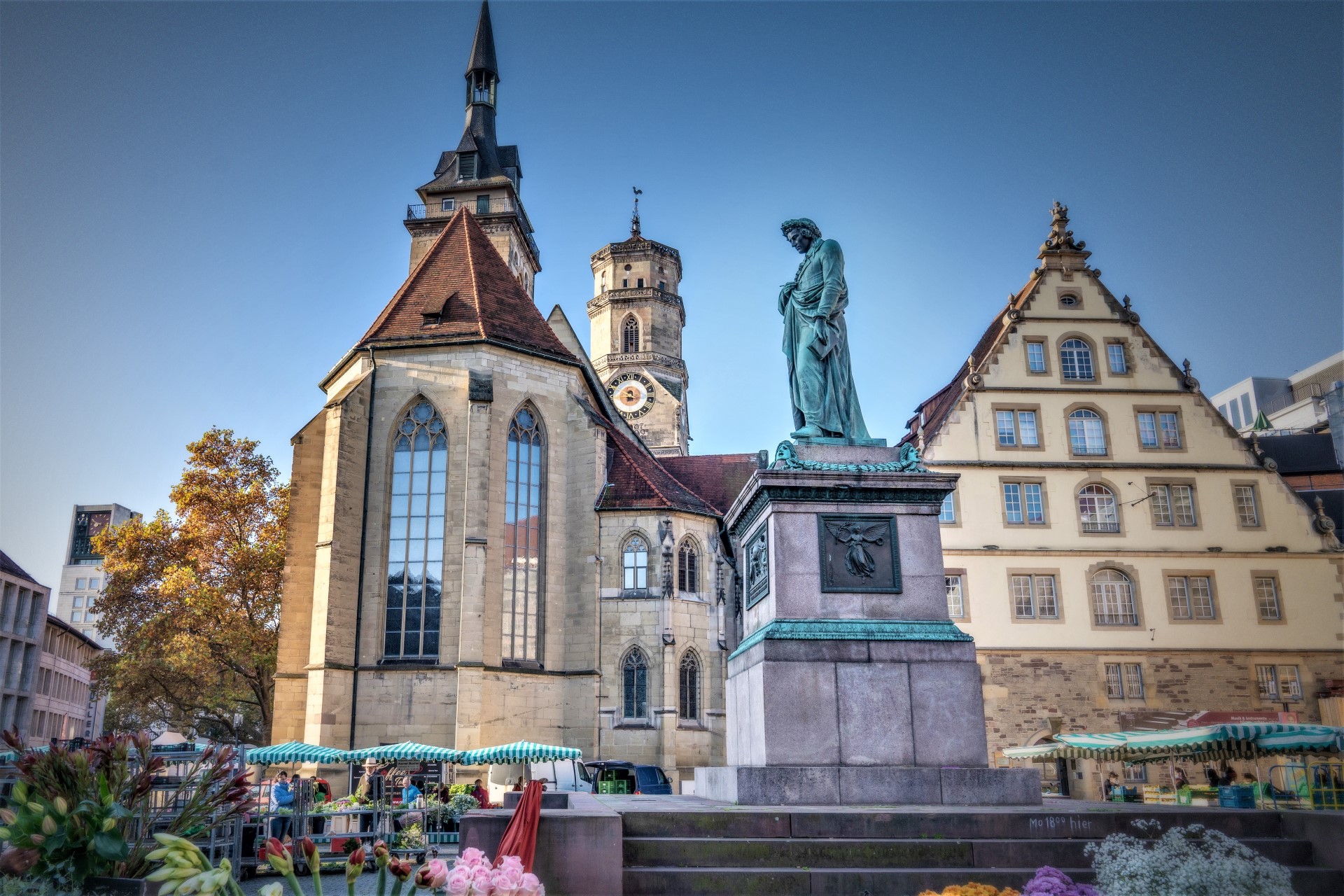 Schillerplatz in Stuttgart. Foto: Stuttgart Marketing GmbH | Martina Denker Schillerplatz in Stuttgart. Foto: Stuttgart Marketing GmbH | Martina Denker