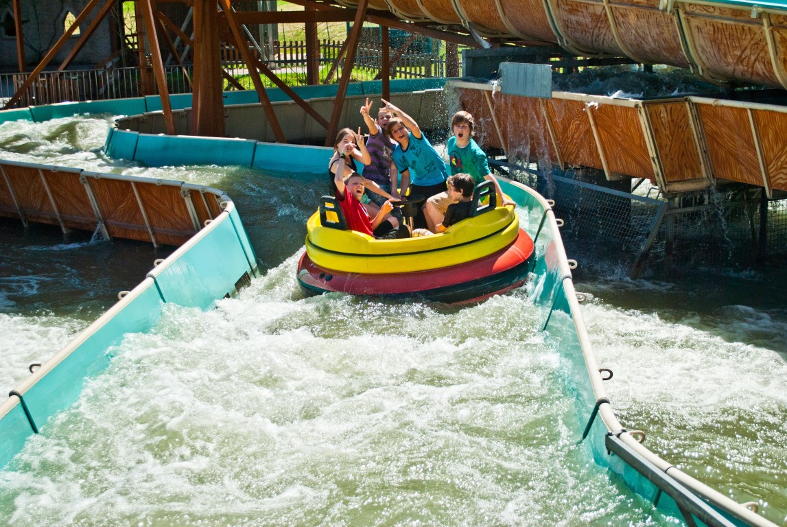 Im Erlebnispark Familienland Pillersee stehen 40 Attraktionen zur Auswahl. Photo Credit: djd | Tourismusverband PillerseeTal | Erlebnispark Familienland Im Erlebnispark Familienland Pillersee stehen 40 Attraktionen zur Auswahl. Photo Credit: djd | Tourismusverband PillerseeTal | Erlebnispark Familienland