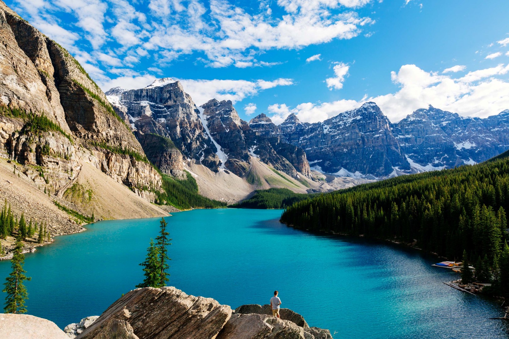 Der Moraine Lake im Banff National Park. Foto: Shutterstock | Emily Tolan