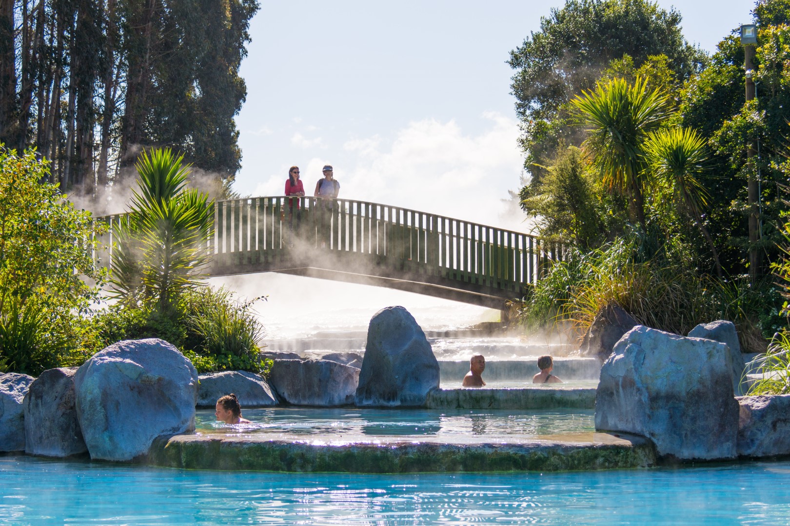 Die Wairakei Terraces. Photo Credit: Barekiwi 2017 | Tourism New Zealand