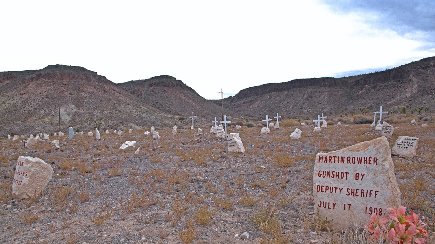 Noch heute wird der Goldfield Historic Cemetery als Friedhof der Gemeinde genutzt. Noch heute wird der Goldfield Historic Cemetery als Friedhof der Gemeinde genutzt.