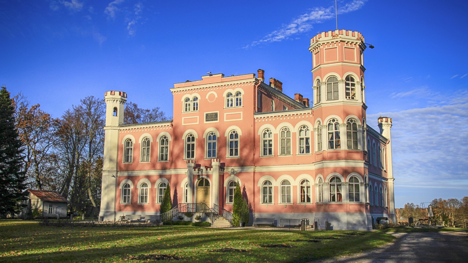 Schloss Bīriņi. Foto: Latvia Travel Schloss Bīriņi. Foto: Latvia Travel