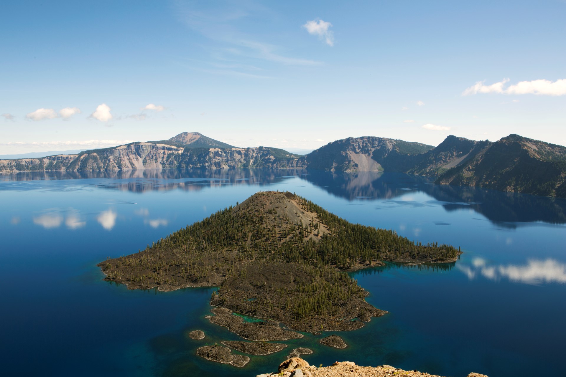 Crater Lake. Foto: traveloregon.com