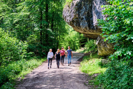 Fränkische Schweiz: Urlaub im Land der Burgen, Höhlen und Genüsse