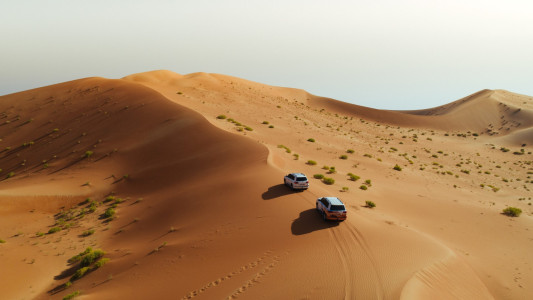 Abu Dhabi: Neue aufregende Offroad-Abenteuer in der Wüste
