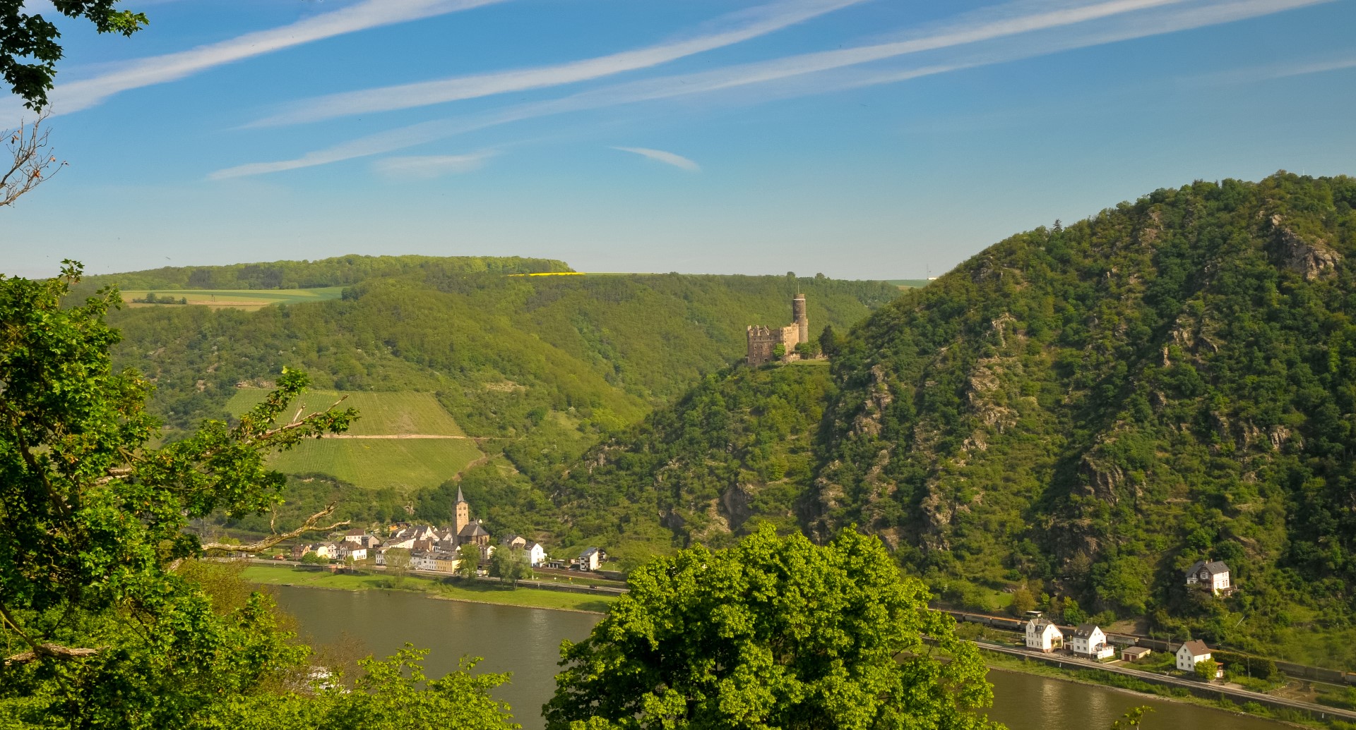 Mittelrheintal: Mystische Mondscheinführung auf Burg Maus 