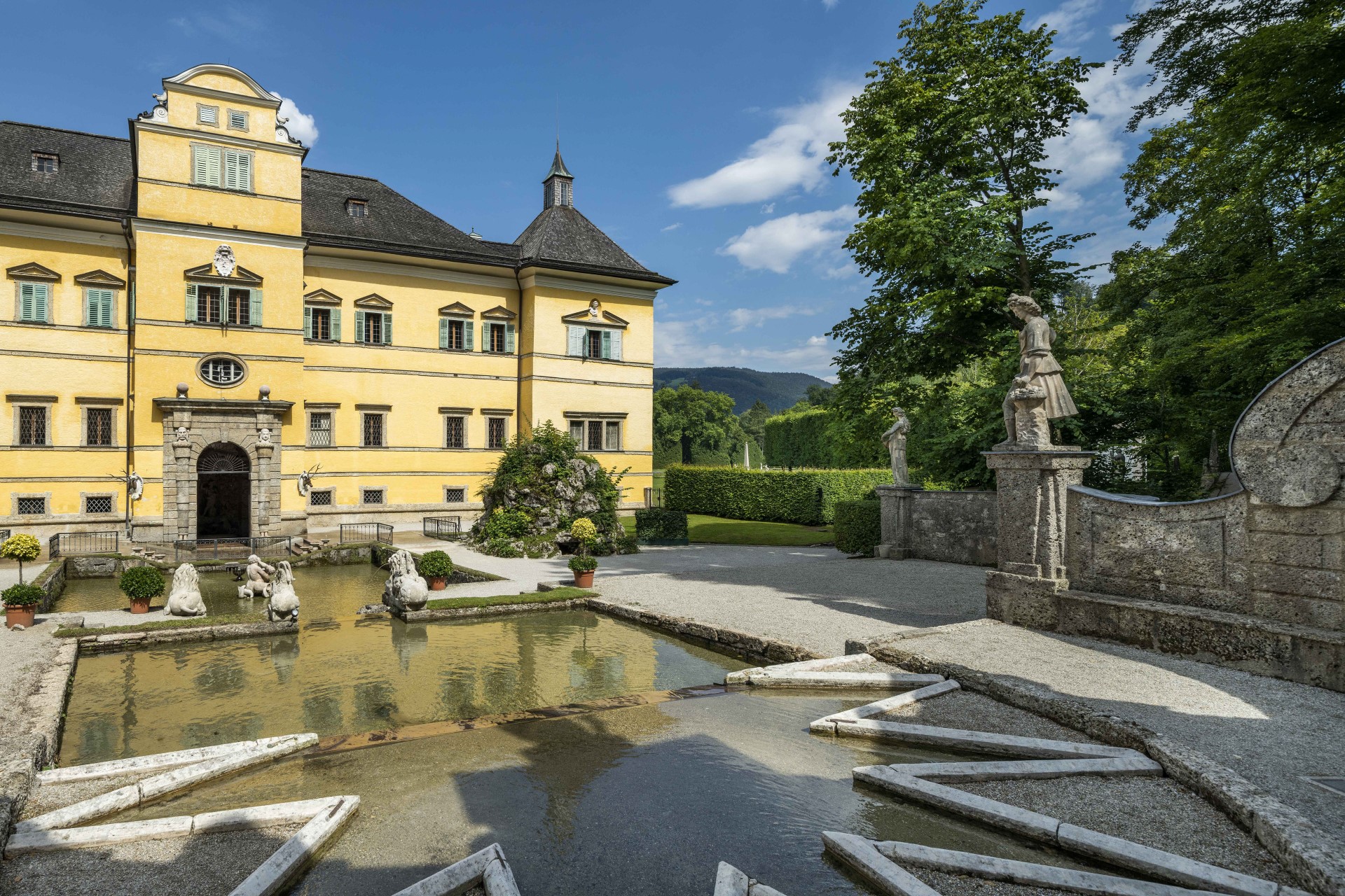 Salzburg: Zeitlose Überraschungseffekte auf Schloss Hellbrunn