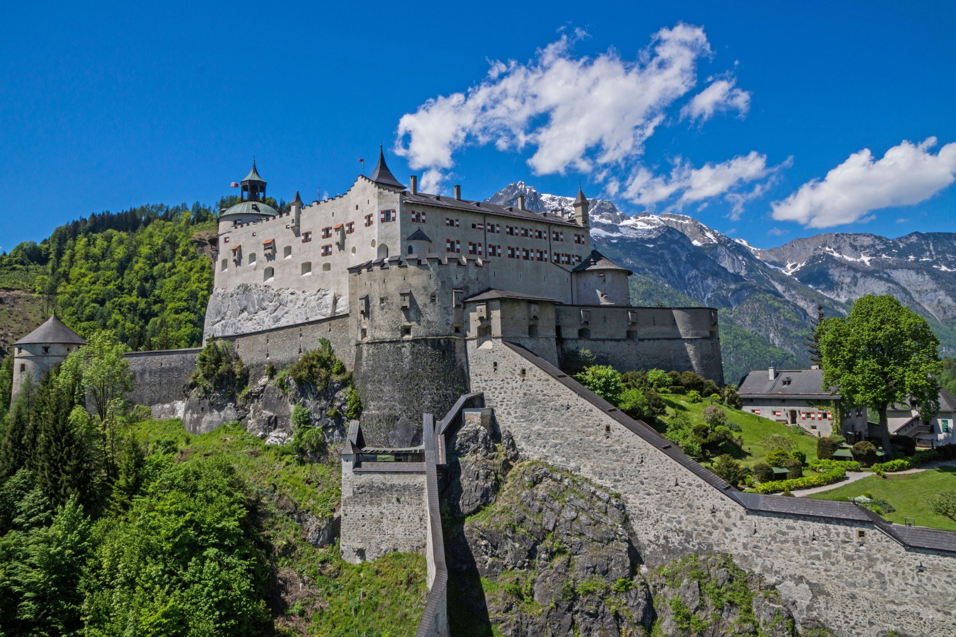 Salzburg: Burgen werden zum Familienerlebnis